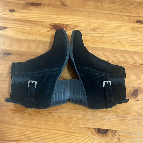 Blondo Idra Black Suede Ankle‎ Buckle waterproof Boot Size 8.5 M - Picture 11 of 13